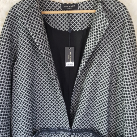 Max Studio London Coat nwot - Picture 2 of 10